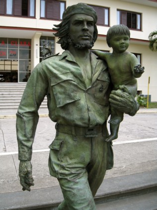 Statue of Che